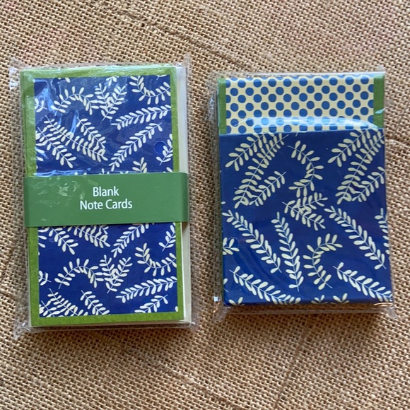 Stationary Bundle - Picture 2 of 4